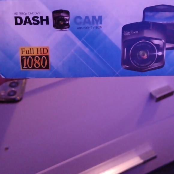 Dash cam - Picture 2 of 2